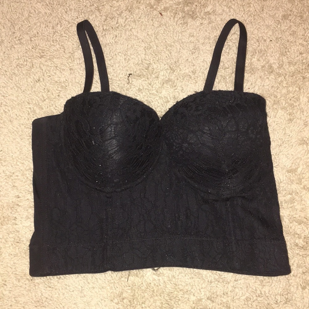 Crop top.